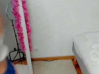 rizzcaprice live cam profile