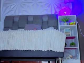 Live cam show with SophyAdams