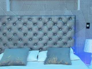 Live cam show with ValeryDiamondx