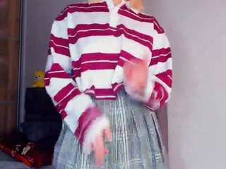 elinorhensel live cam profile