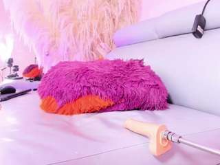 iamengell's CamSoda show and profile