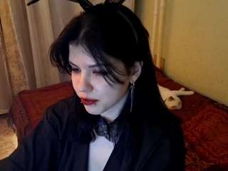 latonyahurlebaus live cam profile
