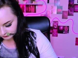 miss-courtney1 webcam