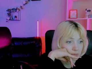 miss-courtney1 webcam