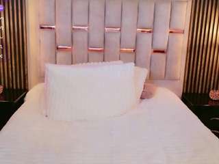 scarletttss's CamSoda show and profile