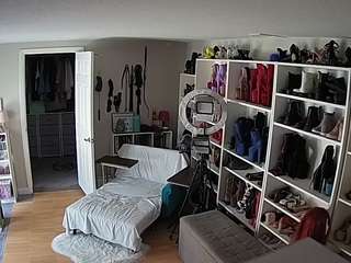 voyeurcam-missoliviablack-03