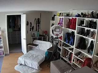 voyeurcam-missoliviablack-03