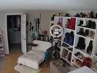 Miss Olivia Black Dressing Room