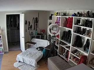 voyeurcam-missoliviablack-03