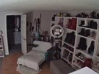 Miss Olivia Black Dressing Room