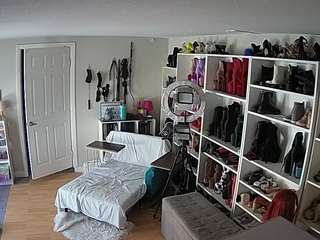 voyeurcam-missoliviablack-03
