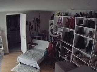 voyeurcam-missoliviablack-03 Webcam Model Profile