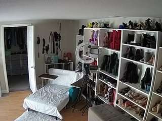 voyeurcam-missoliviablack-03