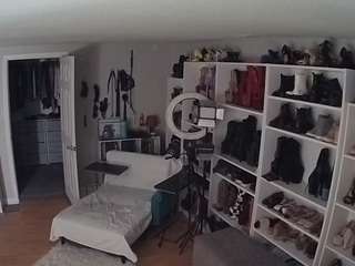 voyeurcam-missol... Live Webcam on CamSoda