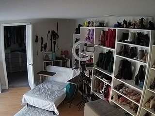 voyeurcam-missoliviablack-03