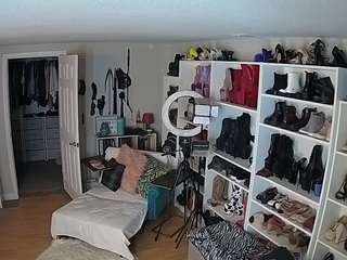 voyeurcam-missoliviablack-03 from CamSoda is Freechat