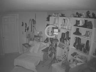  voyeurcam-missoliviablack-03 chat room