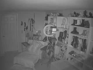 voyeurcam-missoliviablack-03