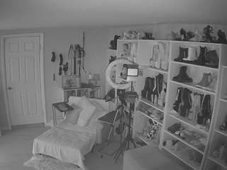 voyeurcam-missoliviablack-03