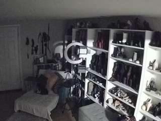 voyeurcam-missoliviablack-03