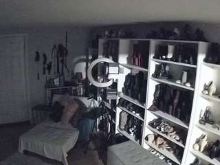 voyeurcam-missoliviablack-03