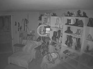 voyeurcam-missoliviablack-03