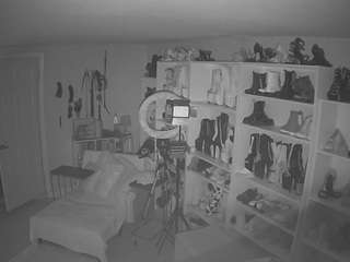 voyeurcam-missoliviablack-03