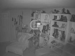 voyeurcam-missoliviablack-03