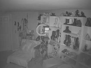 voyeurcam-missoliviablack-03