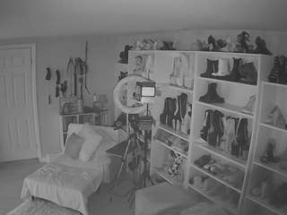 voyeurcam-missoliviablack-03