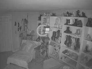 voyeurcam-missoliviablack-03