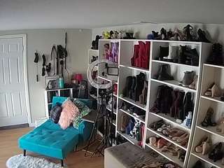 voyeurcam-missoliviablack-03
