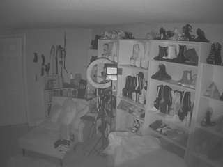 voyeurcam-missoliviablack-03