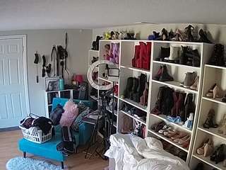 voyeurcam-missoliviablack-03