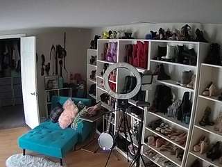 voyeurcam-missoliviablack-03