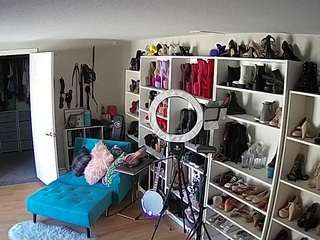 voyeurcam-missoliviablack-03