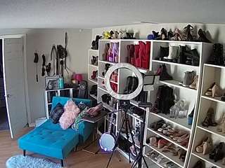 voyeurcam-missoliviablack-03 live cam profile