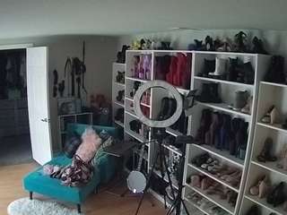 voyeurcam-missol... Live Webcam on CamSoda