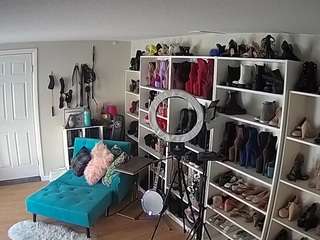 voyeurcam-missoliviablack-03