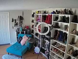 voyeurcam-missoliviablack-03