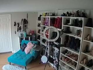 voyeurcam-missoliviablack-03