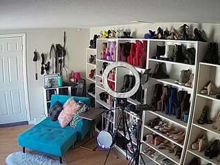 voyeurcam-missoliviablack-03 webcam