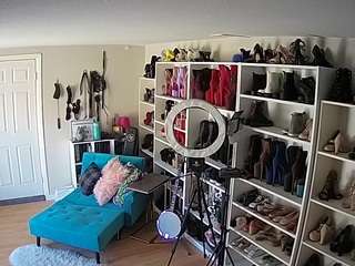 voyeurcam-missoliviablack-03