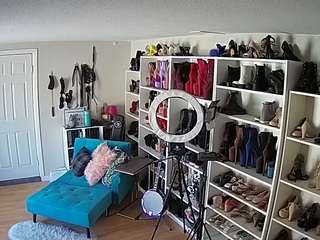 voyeurcam-missoliviablack-03