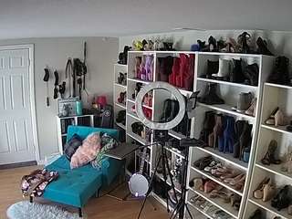 voyeurcam-missoliviablack-03 - Live HD Webcam