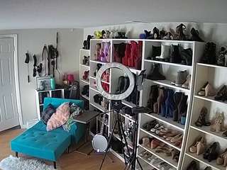 Miss Olivia Black Dressing Room Nude on Cam