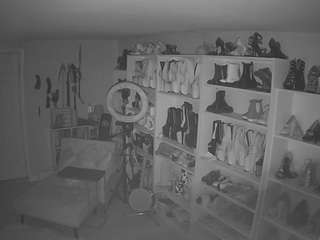 voyeurcam-missoliviablack-03