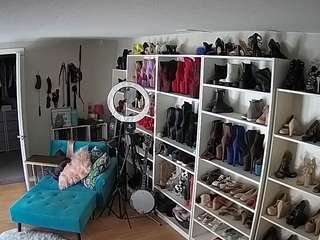 voyeurcam-missoliviablack-03