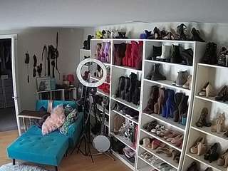 هذا النموذج مباشر الآن. voyeurcam-missoliviablack-03
