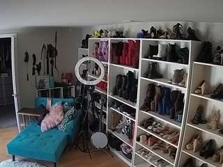 voyeurcam-missoliviablack-03